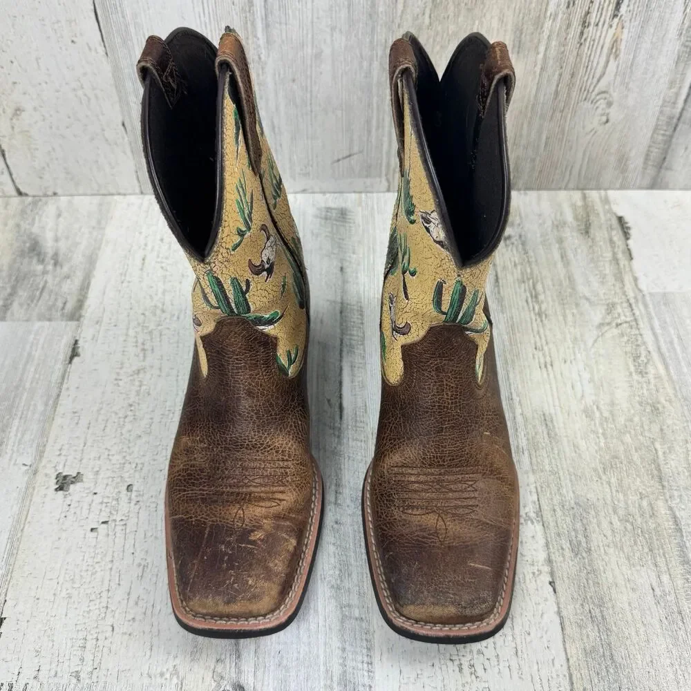 Ariat Kids Round Up Wide Square Toe Western Boot (Little Kid/Big Kid)a size 3